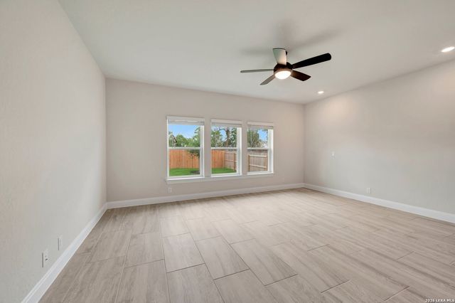 11742 Warlock, San Antonio, TX 78254