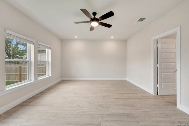 11742 Warlock, San Antonio, TX 78254