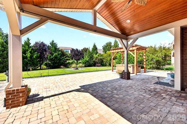 11322 Brangus Lane, Charlotte, NC 28227