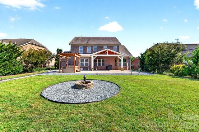 11322 Brangus Lane, Charlotte, NC 28227