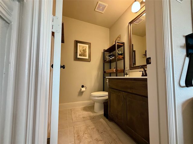 1952 Manzana Way, Burleson, TX 76028