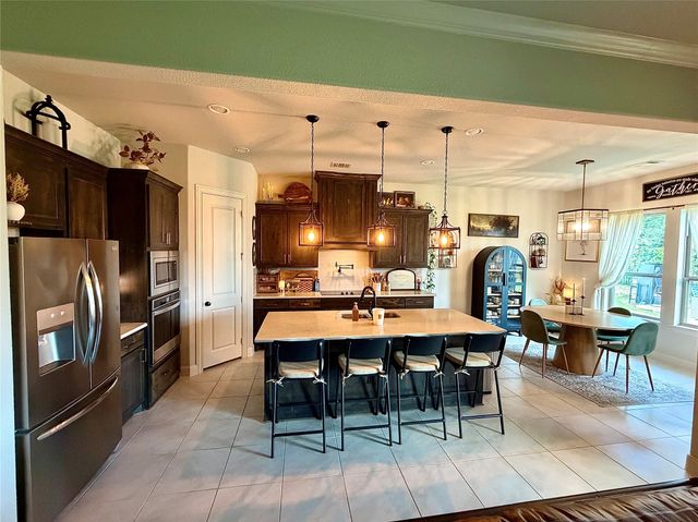 1952 Manzana Way, Burleson, TX 76028