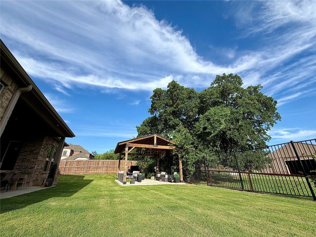 1952 Manzana Way, Burleson, TX 76028