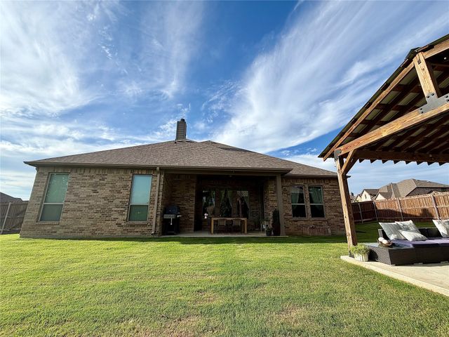1952 Manzana Way, Burleson, TX 76028