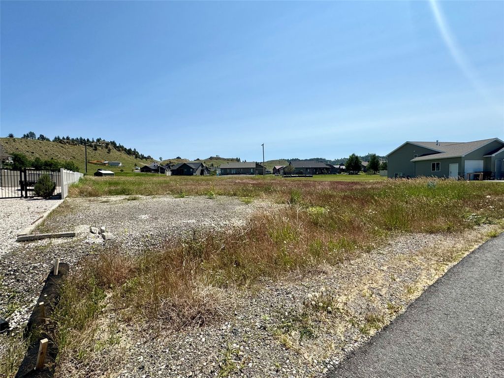 130 Sunlight Circle, Billings, MT 59101 photo 8