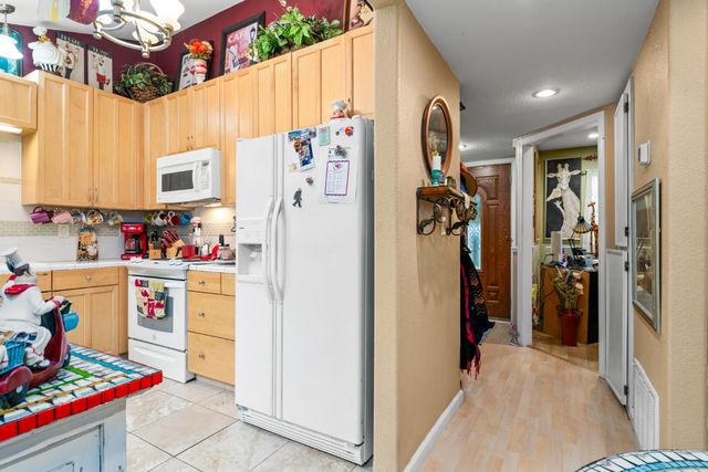 3608 Fawndale Dr, Modesto, CA 95356