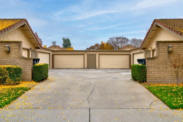 3608 Fawndale Dr, Modesto, CA 95356