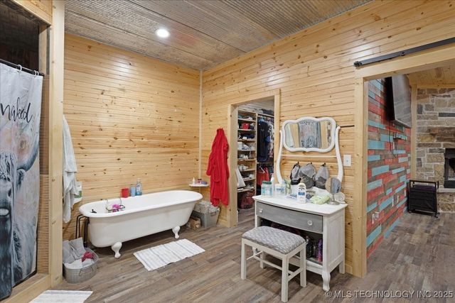 1355 Armstrong Academy, Bokchito, OK 74726