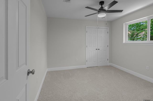 6337 Hickory Ridge Bl, Saint George, LA 70817