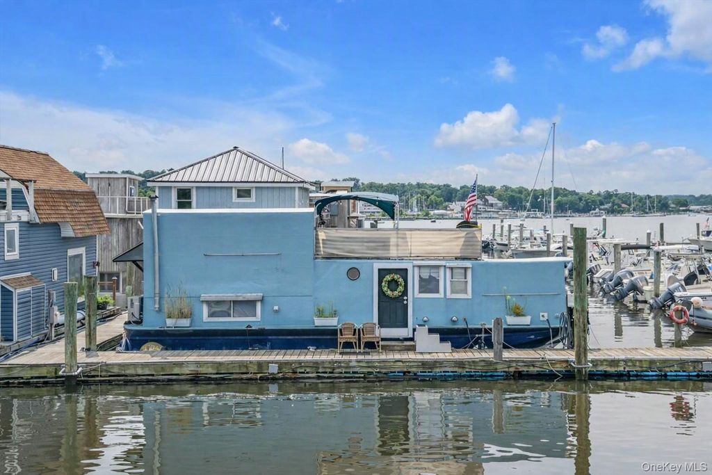 24 Matinecock Avenue, Port Washington, NY 11050 — exterior