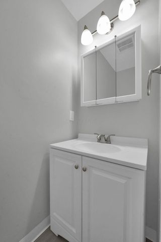 25 King Arthur Court, Westerville, OH 43081