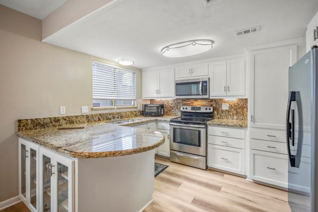 10011 Knoboak Drive 50, Houston, TX 77080