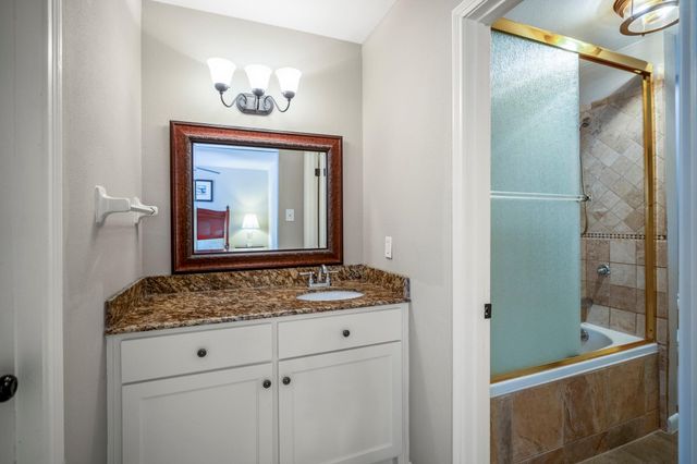 10011 Knoboak Drive 50, Houston, TX 77080