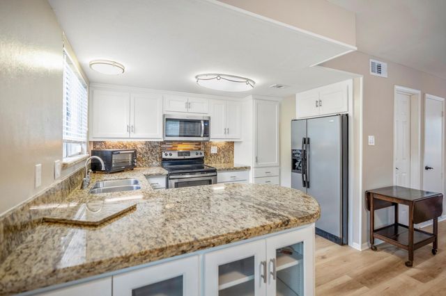 10011 Knoboak Drive 50, Houston, TX 77080