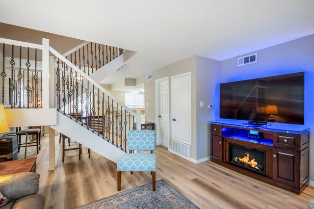 10011 Knoboak Drive 50, Houston, TX 77080