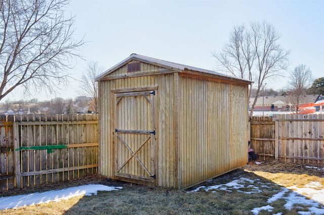 1219 Casady Drive, Norwalk, IA 50211