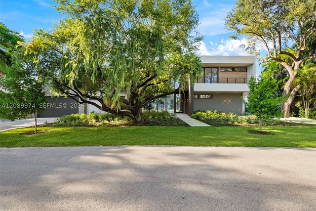 5921 SW 84th St, South Miami, FL 33143