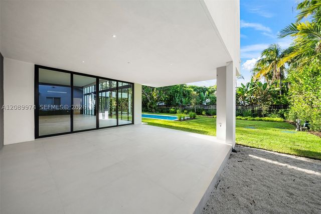 5921 SW 84th St, South Miami, FL 33143