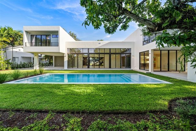 5921 SW 84th St, South Miami, FL 33143