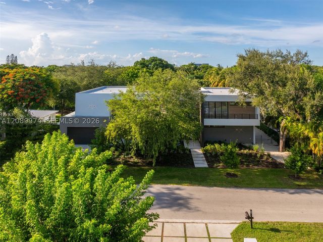 5921 SW 84th St, South Miami, FL 33143