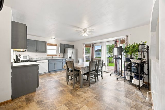 5712 ARBOR FALLS Court, Plainfield, IL 60586
