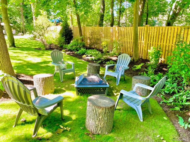 44 Legend Lane, Jamesport, NY 11947