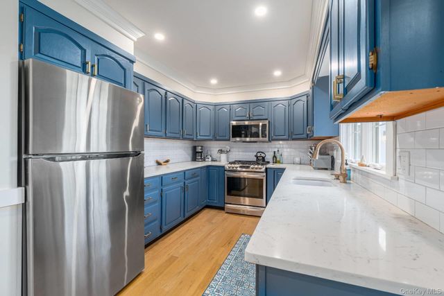 44 Legend Lane, Jamesport, NY 11947