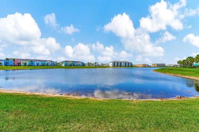 8189 SURF STREET, Kissimmee, FL 34747