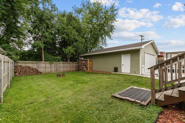 335 TAYLOR STREET, Kaukauna, WI 54130