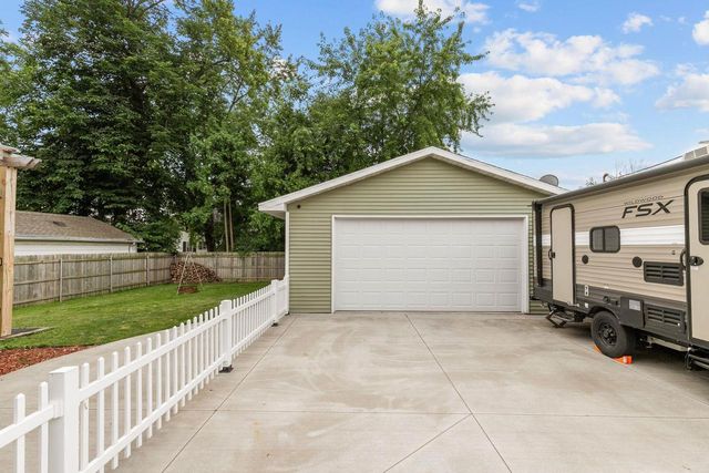 335 TAYLOR STREET, Kaukauna, WI 54130