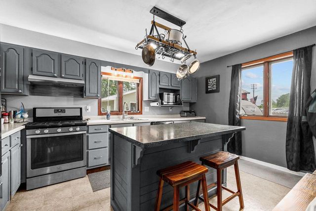 335 TAYLOR STREET, Kaukauna, WI 54130