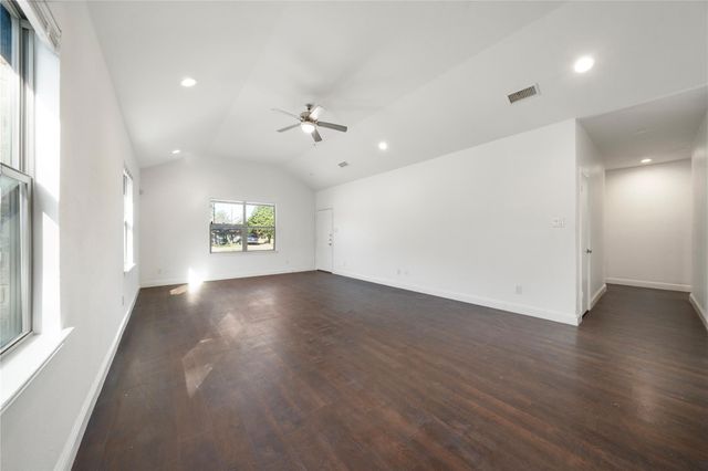 4800 Rimwood Drive, Balch Springs, TX 75180
