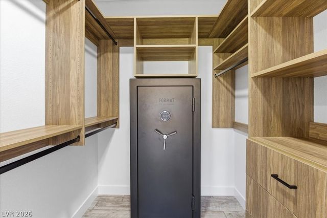 6220 Elmira Drive, Las Vegas, NV 89118