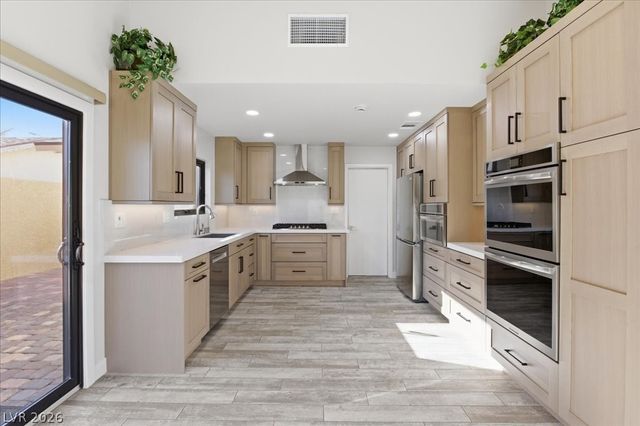 6220 Elmira Drive, Las Vegas, NV 89118