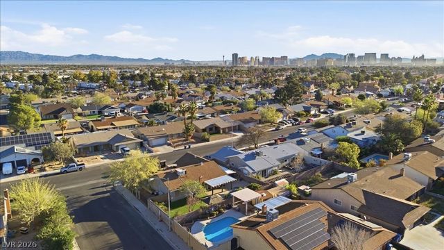 6220 Elmira Drive, Las Vegas, NV 89118