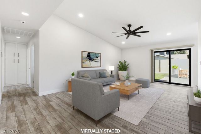 6220 Elmira Drive, Las Vegas, NV 89118