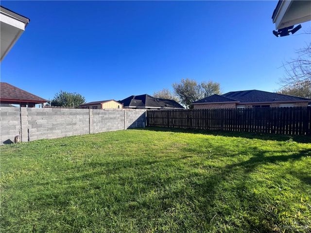 1204 E Rio Vista Avenue, Pharr, TX 78577