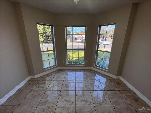 1204 E Rio Vista Avenue, Pharr, TX 78577