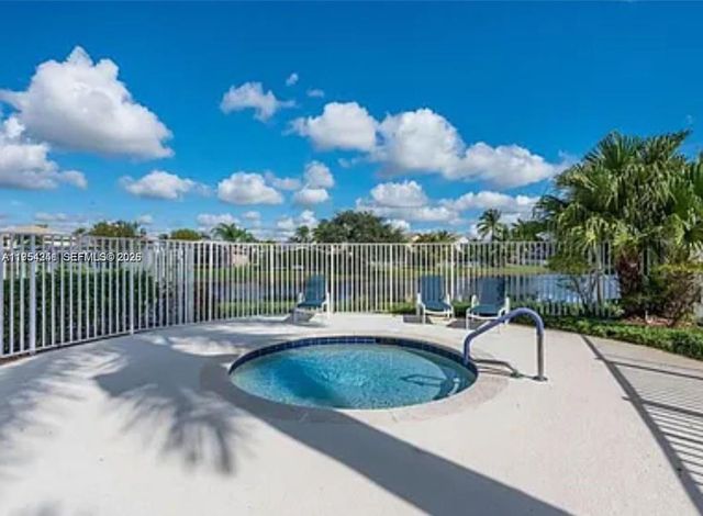 11151 Nantucket Bay Ct, Wellington, FL 33414