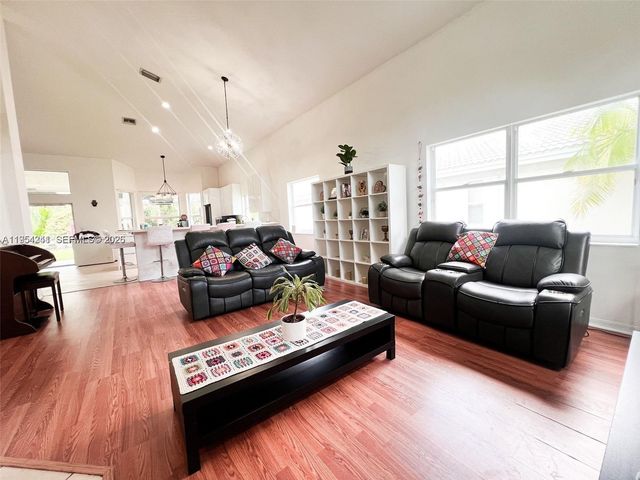 11151 Nantucket Bay Ct, Wellington, FL 33414