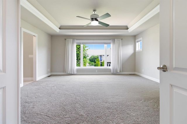 709 Pleasant Valley Parkway, Waunakee, WI 53597