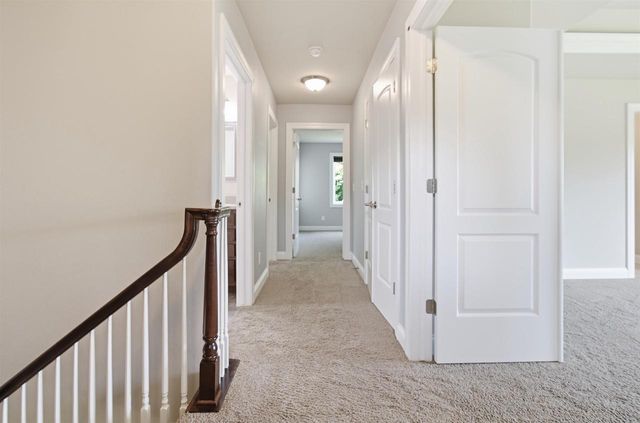 709 Pleasant Valley Parkway, Waunakee, WI 53597