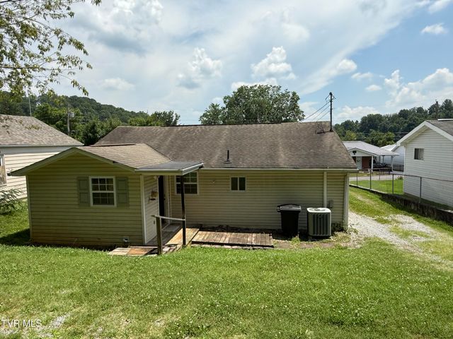 3126 Blackburn Avenue, Kingsport, TN 37660