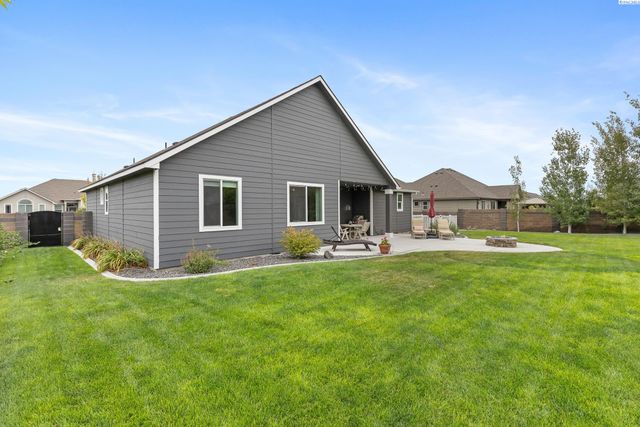 6365 Cobalt Dr, West Richland, WA 99353