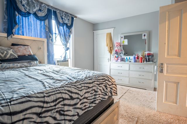 265 Slade Avenue, Elgin, IL 60120