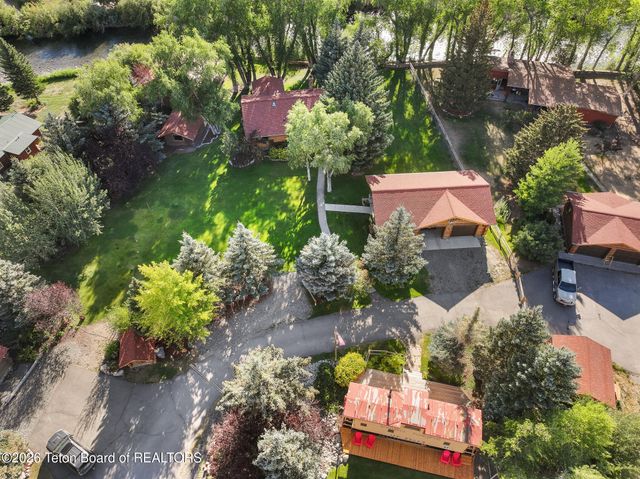 405 MILLER Lane, Dubois, WY 82513