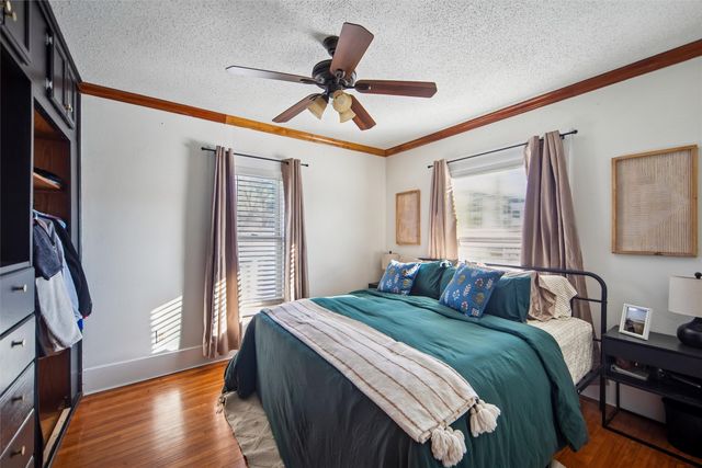 636 35th Street, Des Moines, IA 50312