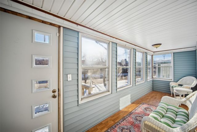 636 35th Street, Des Moines, IA 50312