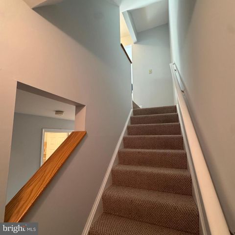 302 PINNACLE DR, Stafford, VA 22554