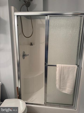 302 PINNACLE DR, Stafford, VA 22554